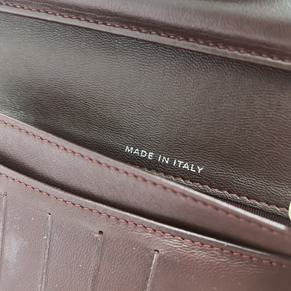 Authentic Chanel wallet - Picture 16 of 16